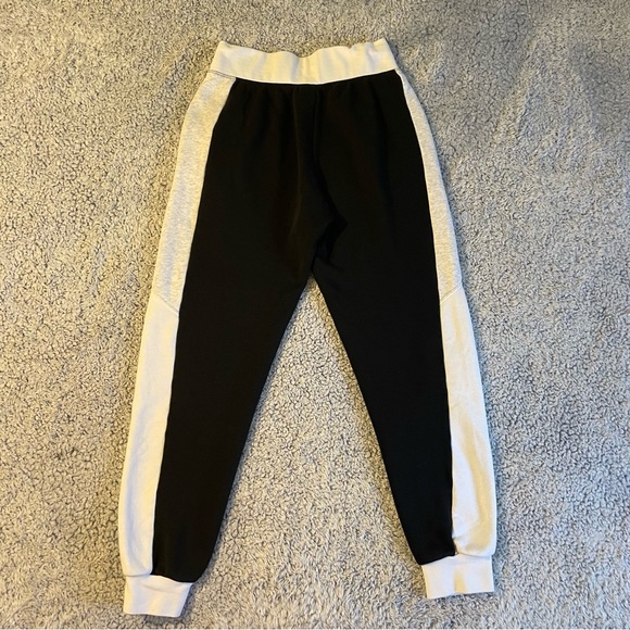 WOMENS SIZE SMALL NIKE JOGGERS BLACK WHITE GRAY - Picture 6 of 9